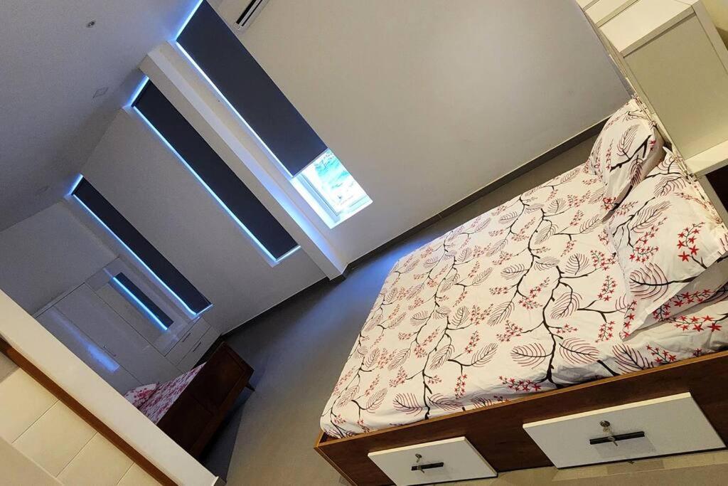 The Urban Getaway Villa Thiruvananthapuram Buitenkant foto